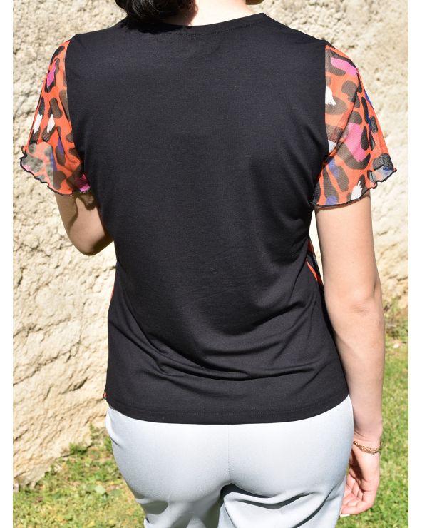 Top/Tee-shirt manches courtes fantaisie
Coloris Noir-Orange